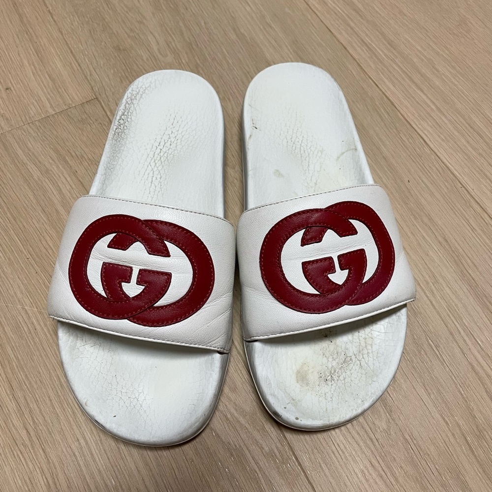 Gucci slides - size 40